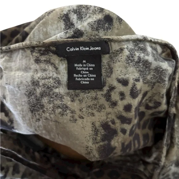 Calvin Klein Leopard Print V-Neck Women's Top Size M - Picture 14 of 15